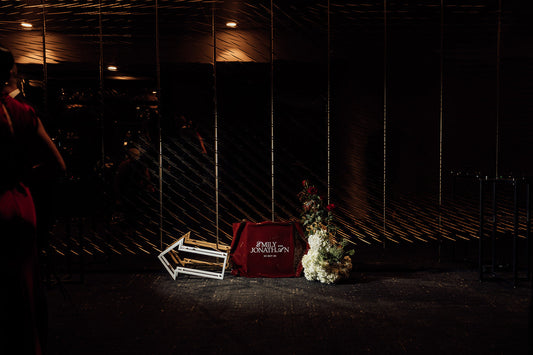 A Night of Modern Romance and Organic Edges